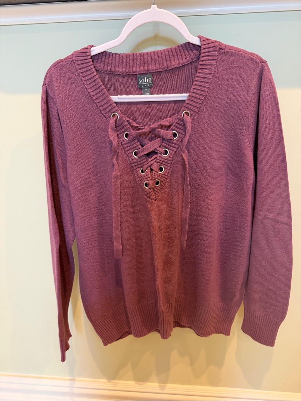 Soho Lace-Up V-Neck Sweater - Mauve